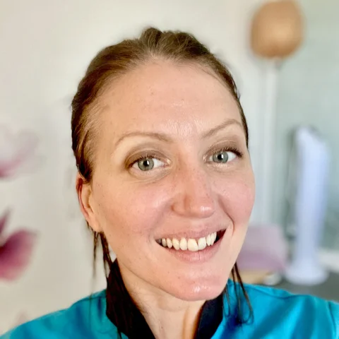 Élise Picard-Bourret, Ostéopathe D.O. à Nice — cabinet Ostéonice